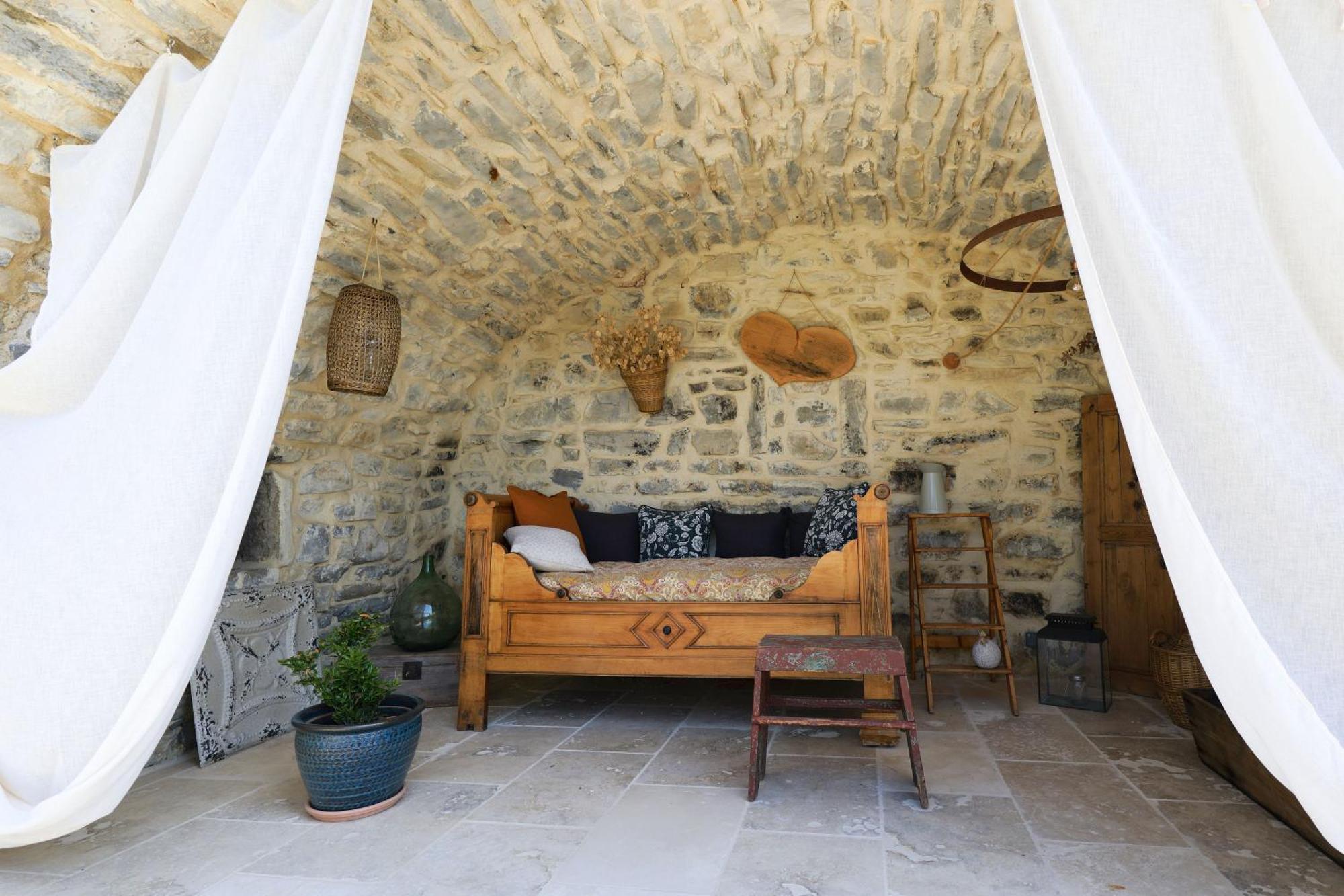 La Gourmandine Hotel Courry Екстериор снимка